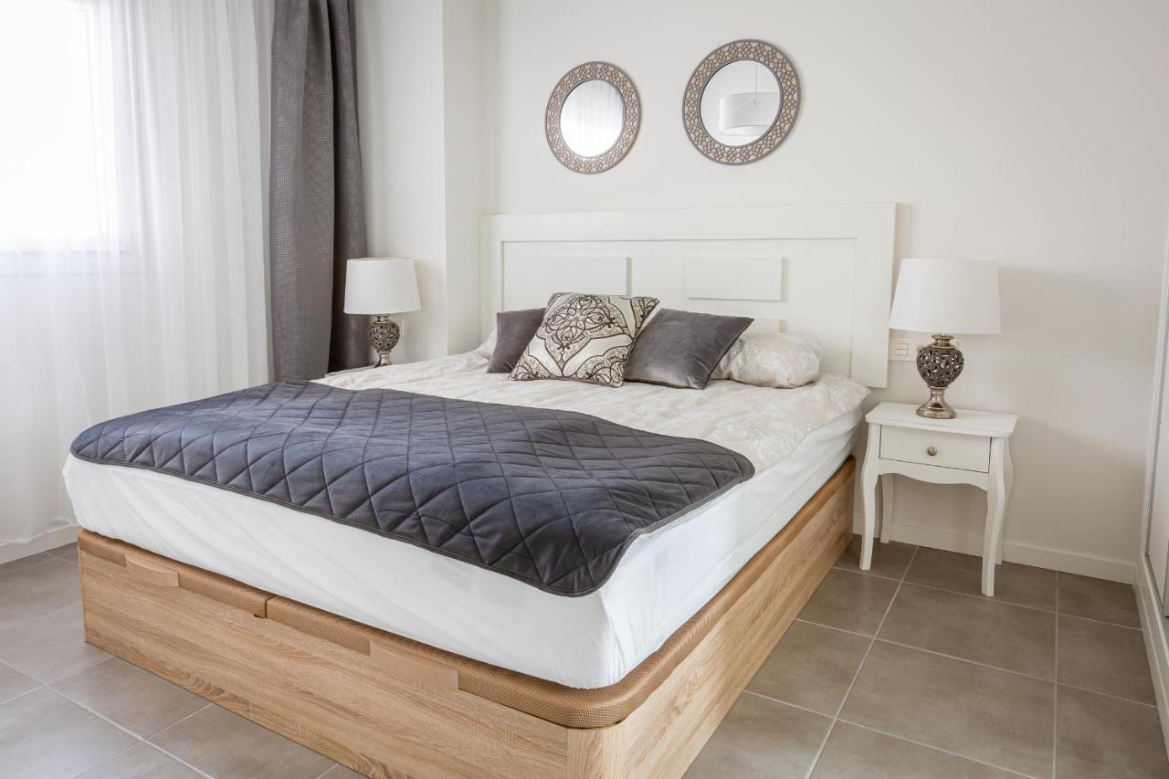 Sunny Apartment In Denia With Outdoor Swimming Pool And Garage Parking Place Included, 300M From The Sandy Beach Esterno foto