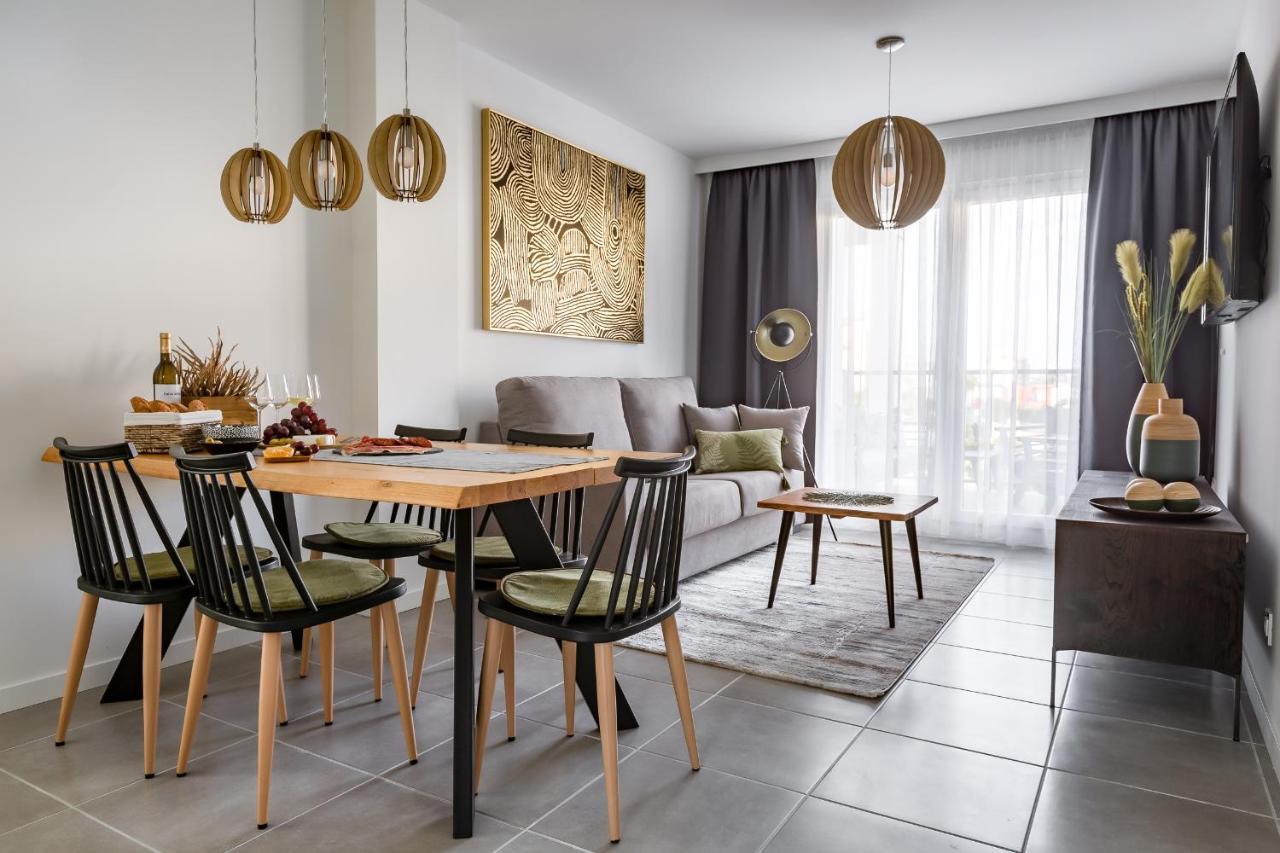 Sunny Apartment In Denia With Outdoor Swimming Pool And Garage Parking Place Included, 300M From The Sandy Beach Esterno foto